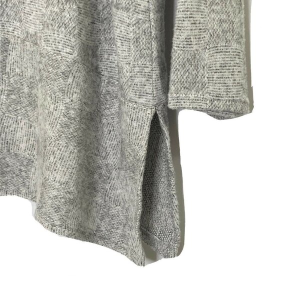 APT. 9 Sweater Top Womens size XXL L/S Soft Fine Knit Asymmetrical Hem Gray - Picture 6 of 6